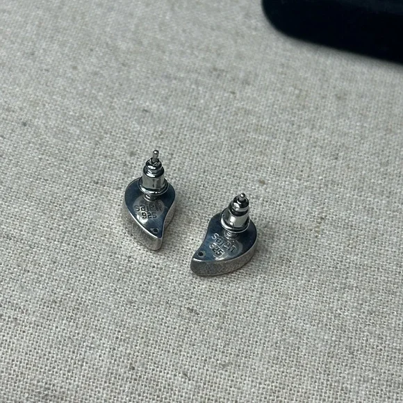 Sajen 925 Iridescent Silver Teardrop Stud Earrings - Picture 3 of 4